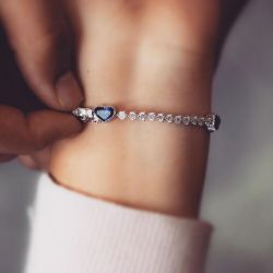 Heart Cut Tennis Bracelet