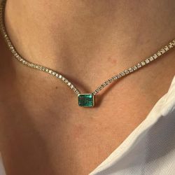 Emerald & Round Cut Necklace