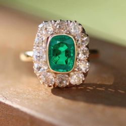 Golden Halo Cushion & Round Cut Emerald Engagement Ring
