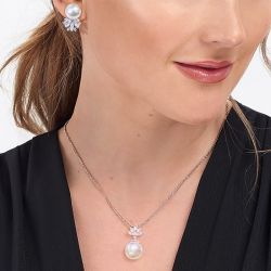 White Sapphire & Pearl Stud Earrings & Pendant Necklace Set