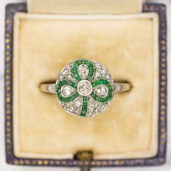 Clover Design Round Cut White & Emerald Engagement Ring
