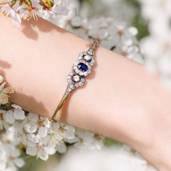 Vintage Two Tone Oval Cut Blue Sapphire Bangle Bracelet 