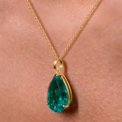 Classic Golden Pear Cut Emerald Sapphire Pendant Necklace