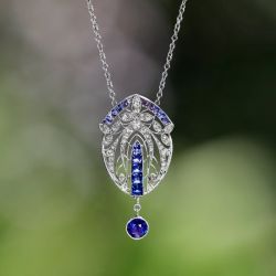Vintage Blue & White Sapphire Round Cut Pendant Necklace For Women