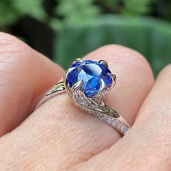 Unique Rose Design Blue Sapphire Round Cut Engagement Ring