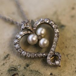 Cute Heart Design White Sapphire & Pearl Round Cut Pendant Necklace For Women