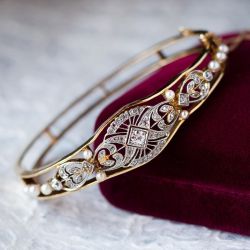 Nextearrings Art Deco Two Tone White Sapphire & Pearl Round Cut Bangle Bracelet For Women