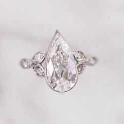 Vintage White Sapphire Pear Cut Engagement Ring For Women