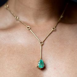 Classic Golden Emerald Sapphire Pear Cut Pendant Necklace For Women