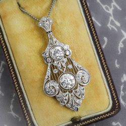 Vintage White Sapphire Round Cut Pendant Necklace For Women