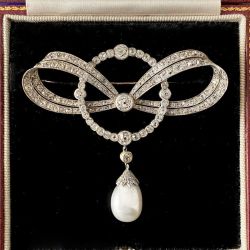 Art Deco White Sapphire & Pearl Round Cut Pendant Bow Brooch For Women