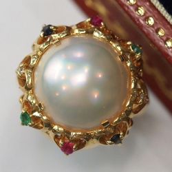 Art Deco Golden White Pearl Round Cut Engagement Ring For Women