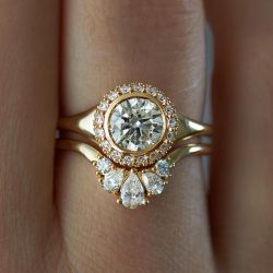 Vintage Golden Halo Round & Pear Cut White Sapphire Engagement Rings Sets For Women