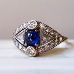Art Deco Round Cut Cabochon Blue Sapphire Engagement Ring For Women