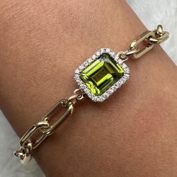 Golden Halo Peridot & White Sapphire Tennis Bracelet (11.26 CT. TW.)