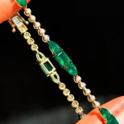 Golden Emerald Sapphire Emerald & Pear Cut Tennis Bracelet