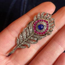 Two Tone Feather Design Oval Cut Blue & Ruby & White Sapphire Vintage Brooch Pin 