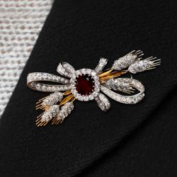 Two Tone Bow & Wheat Sheaf Design Cushion & Round Cut Garnet & White Sapphire Brooch Pin