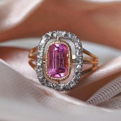 Two Tone Split Shank Cushion Cut Pink & White Sapphire Vintage Engagement Ring For Women