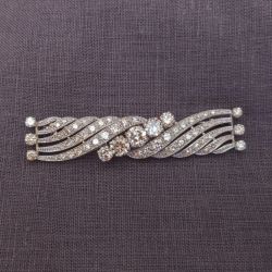 Wave Design Round Cut White Sapphire Vintage Brooch Pin For Women