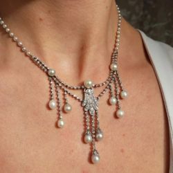Tassel Pear & Round Cut Pearl & White Sapphire Pendant Necklace
