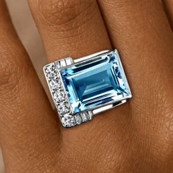 Bezel Setting Emerald & Round Cut Aquamarine & White Sapphire Engagement Ring
