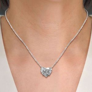 Gorgeous Classic Heart Cut White Sapphire Pendant Necklace