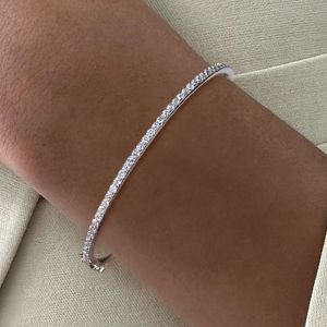 Classic Round Cut Bangle Bracelet