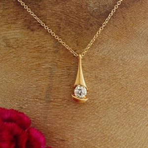 Golden Round Cut White Sapphire Pendant Necklaces For Women