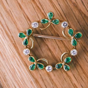 Vintage Clovers Emerald Sapphire Pear Cut Wreath Brooch