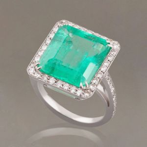 Classic Halo Emerald Sapphire Emerald Cut Engagement Ring For Women