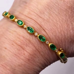 Golden Vintage Bezel Emerald Sapphire Oval Cut Bracelet For Women