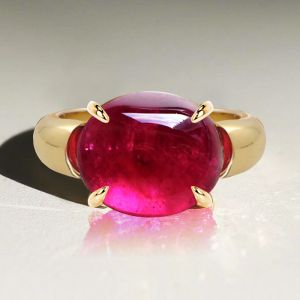 Golden Solitaire Oval Cut Ruby Sapphire Engagement Ring For Women