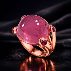 Rose Gold Split Shank Cushion Cabochon Cut Red Sapphire Engagement Ring
