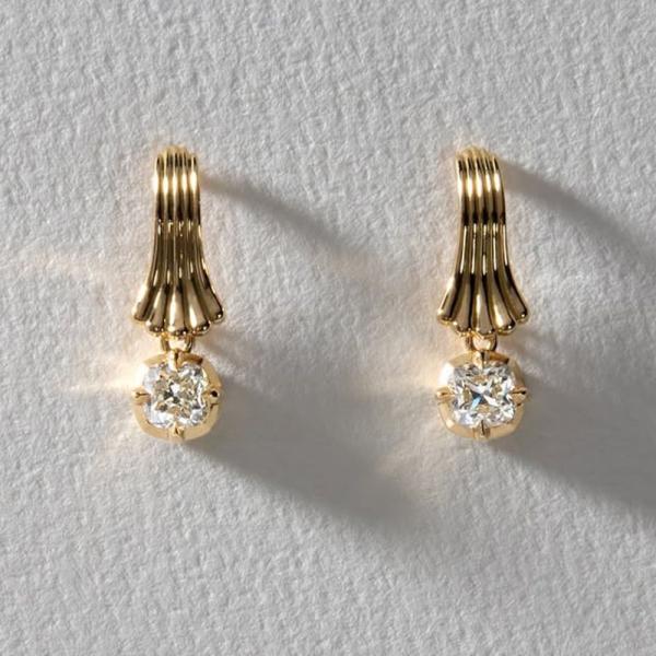 How to Clean Earrings Properly at Home: Easy Tips to Keep Your Jewelry Sparkling & Safe