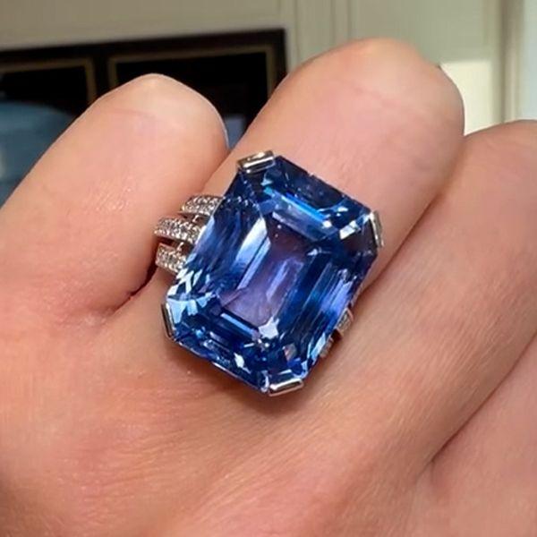 Amethyst Rings VS Blue Rings: Which Gemstone Ring Is the Better Choice for Your Style?