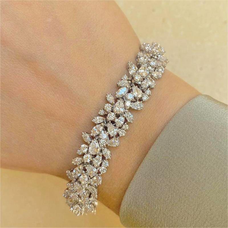 Why Is a Silver Tennis Bracelet the Must-Have Jewelry Piece of the Year?