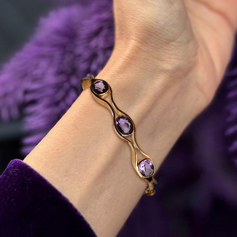 How Does a Purple Gemstone Bracelet Elevate Your Jewelry Style?