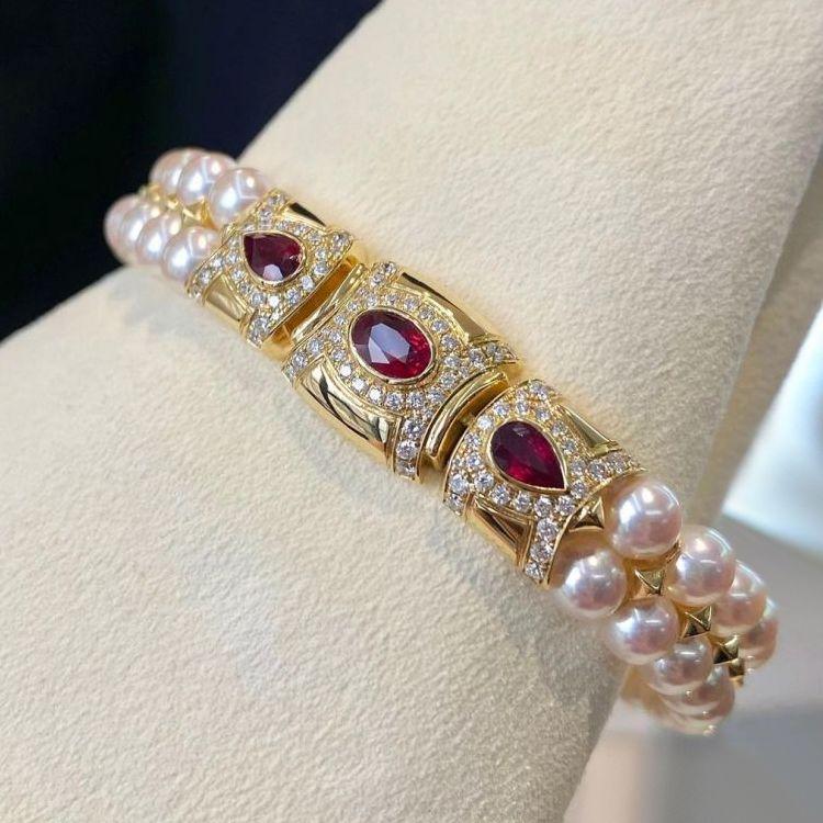 Why Should You Choose a Pearl Bracelet for Your Jewelry Collection?