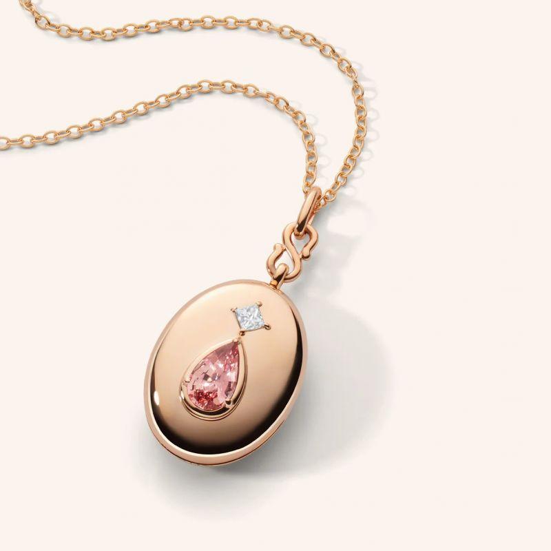 Looking for Cool Necklaces for Women? Here’s How to Find Your Perfect Style