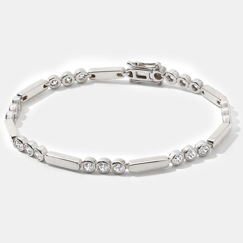 Why Is a Silver Tennis Bracelet the Perfect Everyday Luxury?