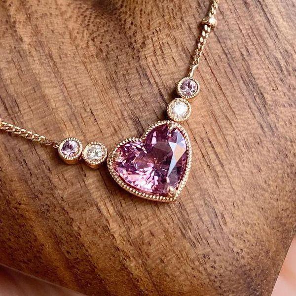 Is a Heart Pendant Necklace the Most Meaningful Jewelry Gift You Can Choose?