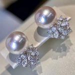 Are Pearl Stud Earrings the Must-Have Classic Jewelry for Every Woman?
