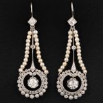 Why Are Pearl Wedding Earrings the Perfect Choice for a Timeless Bridal Look?